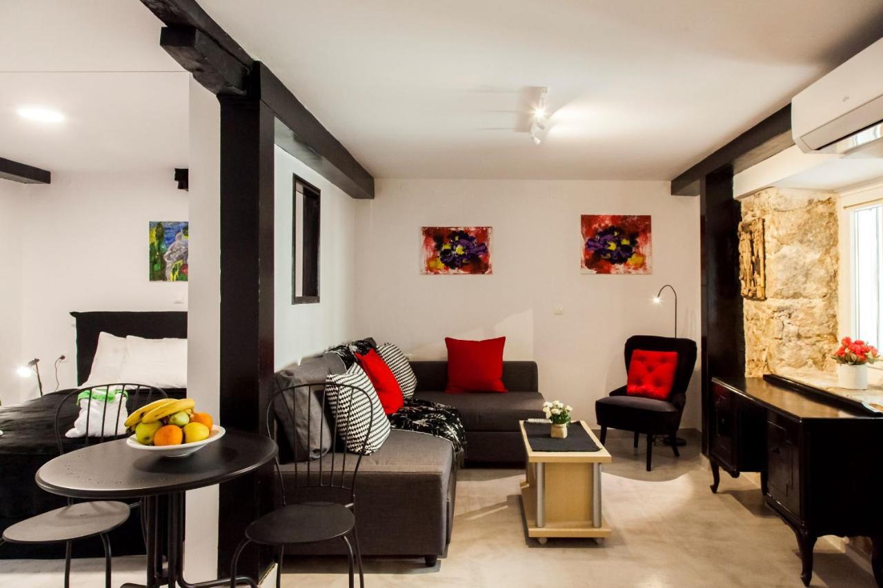 Apartment Lefkayo *